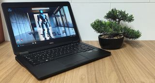 Dell Latitude E7250 (i5,8gb RAM,SSD) GARANTÍA