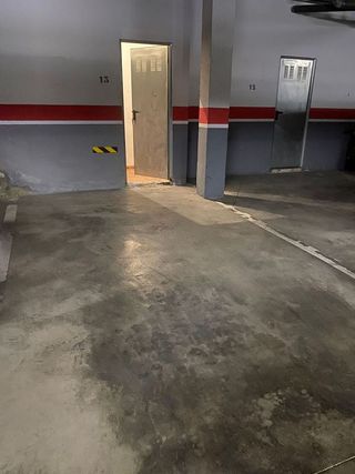 Garaje en venta en Centro - Doña Mercedes en Dos Hermanas