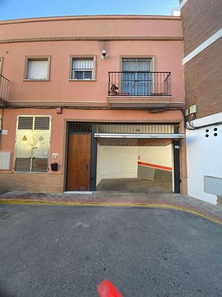 Garaje en venta en Centro - Doña Mercedes en Dos Hermanas