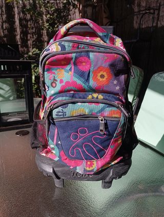 Mochila Totto con ruedas y estampado floral