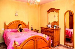 Casa pareada en venta en Torredonjimeno