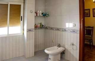 Casa pareada en venta en Torredonjimeno