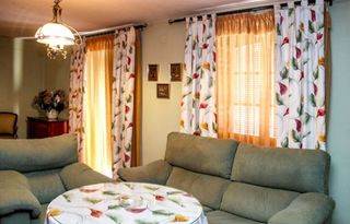 Casa pareada en venta en Torredonjimeno