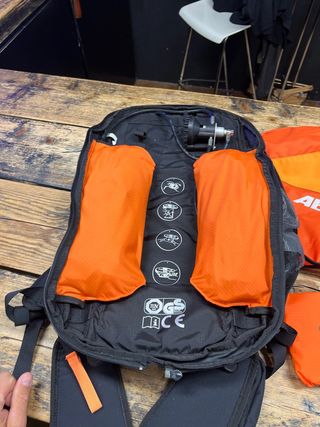 Mochila Airbag ABS Skimo Alpinismo 18 L + 8 L