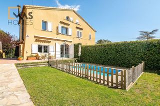 Chalet en venta en Valldoreix en Sant Cugat del Vallès