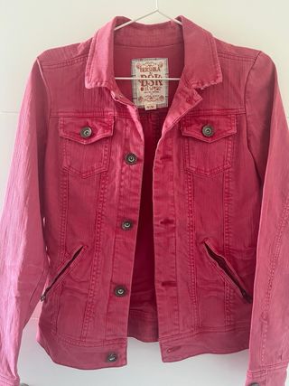Chaqueta vaquera Bershka M Roja/rosa