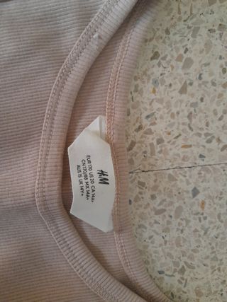 Top beige sin mangas
