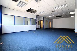 Oficina en alquiler en Zona Industrial en Alcobendas