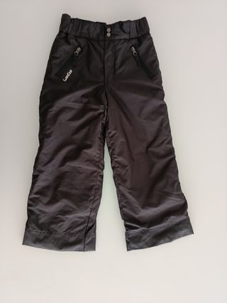 Pantalón de nieve para niño talla 6, usado una vez