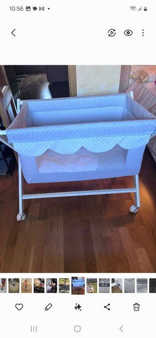 Minicuna con estampado de estrellas