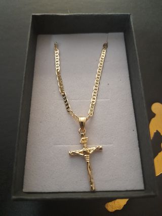 Collar Cruz chapado Oro