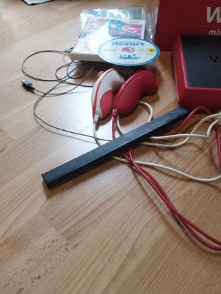 Nintendo Wii Mini con mandos. En perfecto estado 