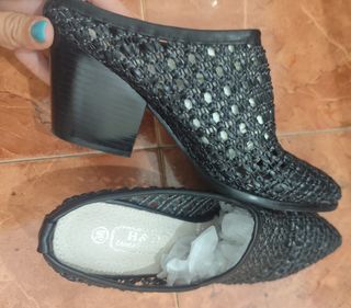‼️ PRECIO NO NEGOCIABLE ‼️ 
Zapatos de tacón negro