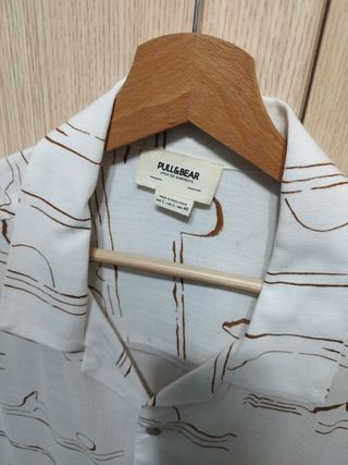 Camisa Pull&Bear Estampada Hombre
Talla L grande