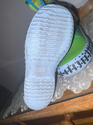 Botas de agua infantiles con dibujo de conejos 
