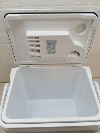 Nevera Eléctrica IGLOO IE24 24L