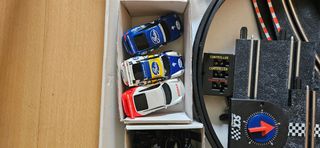 2 Scalextric Compact Loopinator y GT