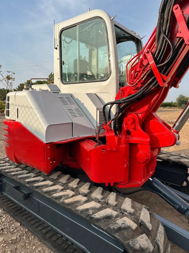 Excavadora Takeuchi TB 180 FR