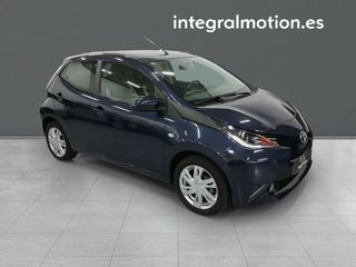 Toyota Aygo 1.0 70 x-play