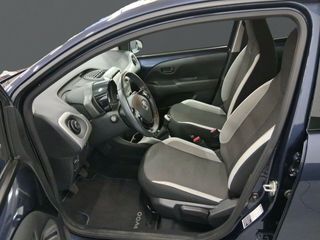 Toyota Aygo 1.0 70 x-play