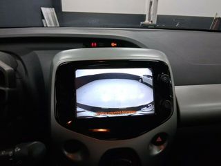 Toyota Aygo 1.0 70 x-play
