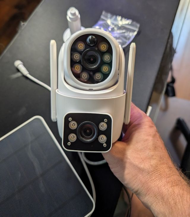 Cámara Vigilancia Solar Tuya WiFi PTZ