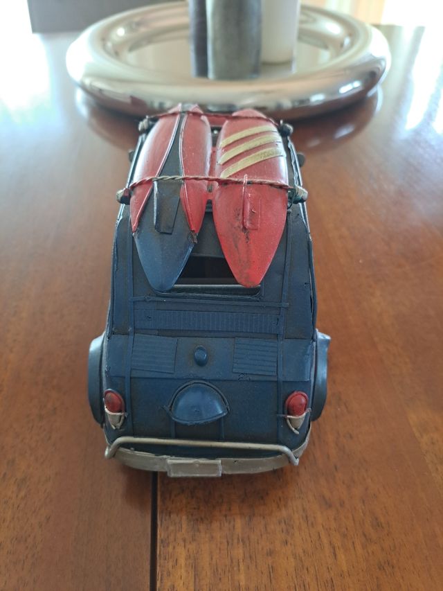 MACCHINA ARTIGIANALE D'EPOCA IN METALLO.