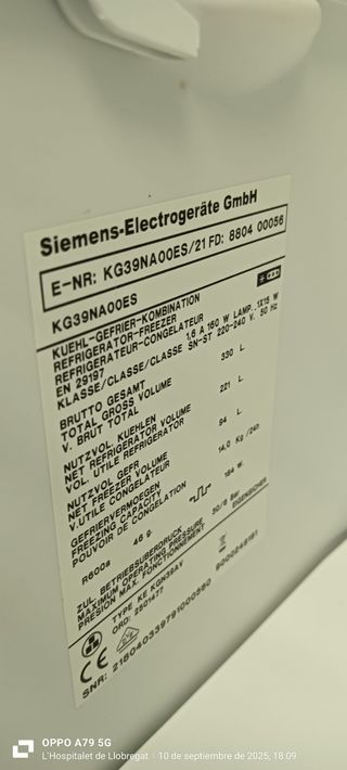 Nevera Combi Siemens Blanca
NO FROST ENERGÍA A+