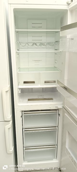 Nevera Combi Siemens Blanca
NO FROST ENERGÍA A+