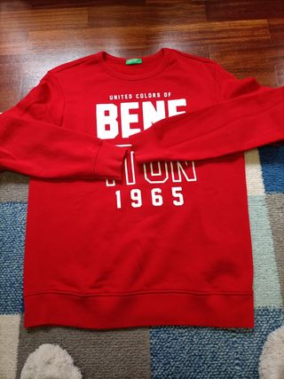 Sudadera Benetton Roja T .160 
11/12 años
