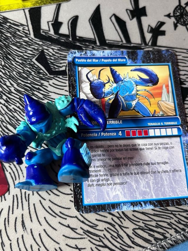 Gormiti Atomic + Xenox Figuras