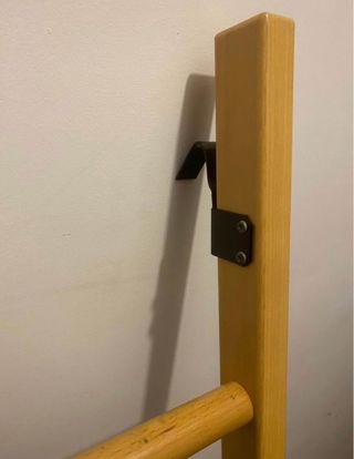 Escalera de madera para autocaravana