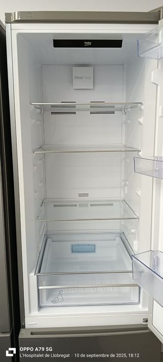 Nevera Combi Beko
NO FROST ENERGÍA A+