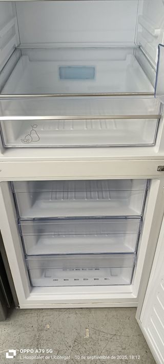 Nevera Combi Beko
NO FROST ENERGÍA A+