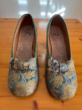 Traje Fallera Artesano + zapatos  Moncada 1977