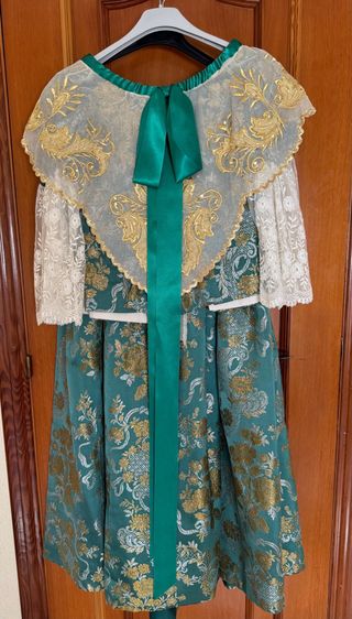 Traje Fallera Artesano + zapatos  Moncada 1977