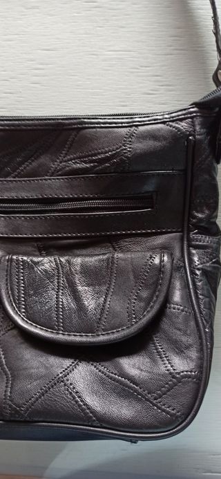 Bolso vintage de cuero negro
