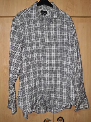 Camisa Zara Blanca y Negra a Cuadros