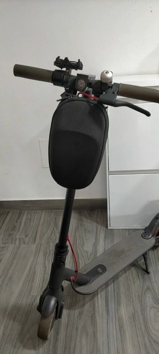 Patinete Xiaomi M365 + ruedas antipinchazo + bolsa