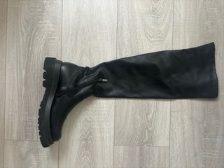 Botas altas negras