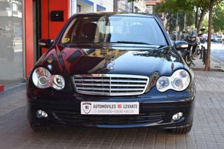 Mercedes-Benz Clase C 2006