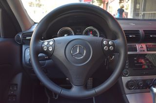 Mercedes-Benz Clase C 2006