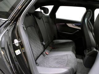 Audi A4 AVANT BLACK LINE 35 TDI 163 CV STRONIC