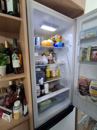 Nevera Cecotec Blanca 180x54x54