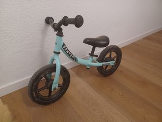 Bicicleta sin pedales Sawyer