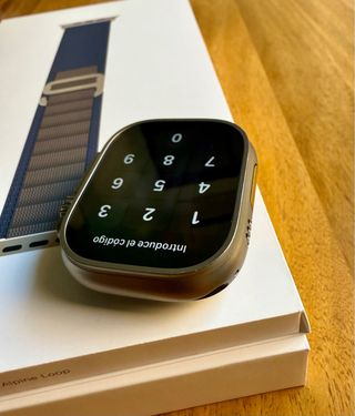 Apple Watch Ultra 2 AC+ y garantía Apple Store.