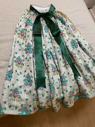 Traje de fallera oro y verde 