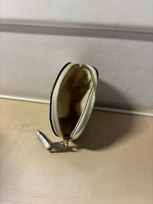 Monedero Parfois floral beige