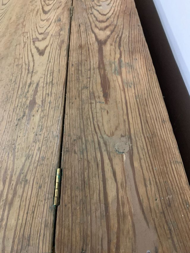 GANGA/URGE Mueble vintage antiguo con cajones