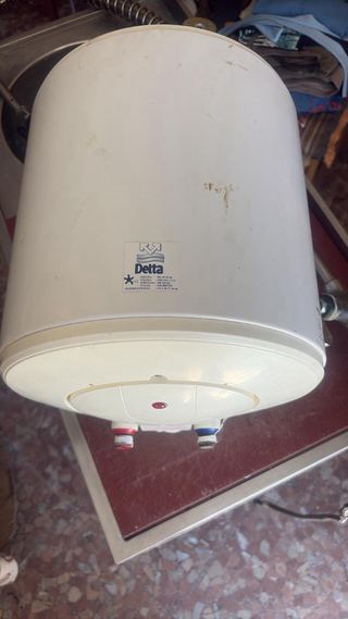 Termo Eléctrico Delta 15L
